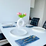 아파트 Luxury With Sea View